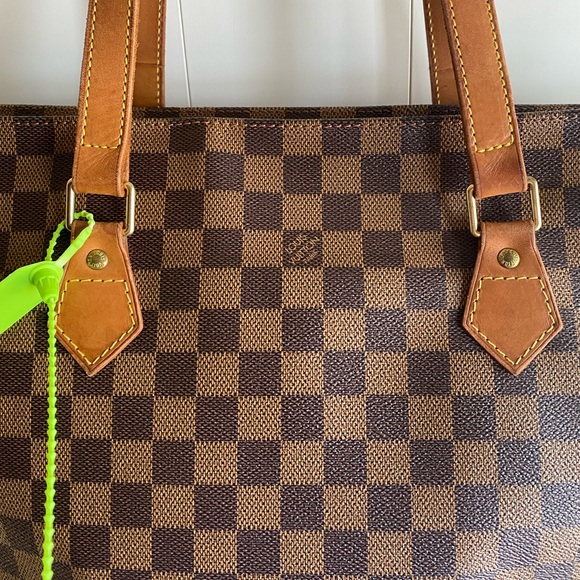 Louis Vuitton Limited Edition Centenaire Damier Columbine Zip Shoulder Bag - Picture 3 of 16